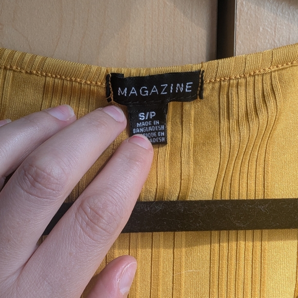 Yellow Ribbed Short Sleeve Tee - Picture 4 of 4